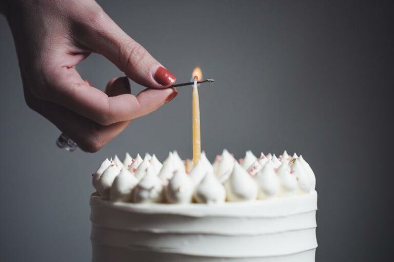 Unlock Free Birthday Stuff: Places That Will Give You Free Stuff on Your Birthday